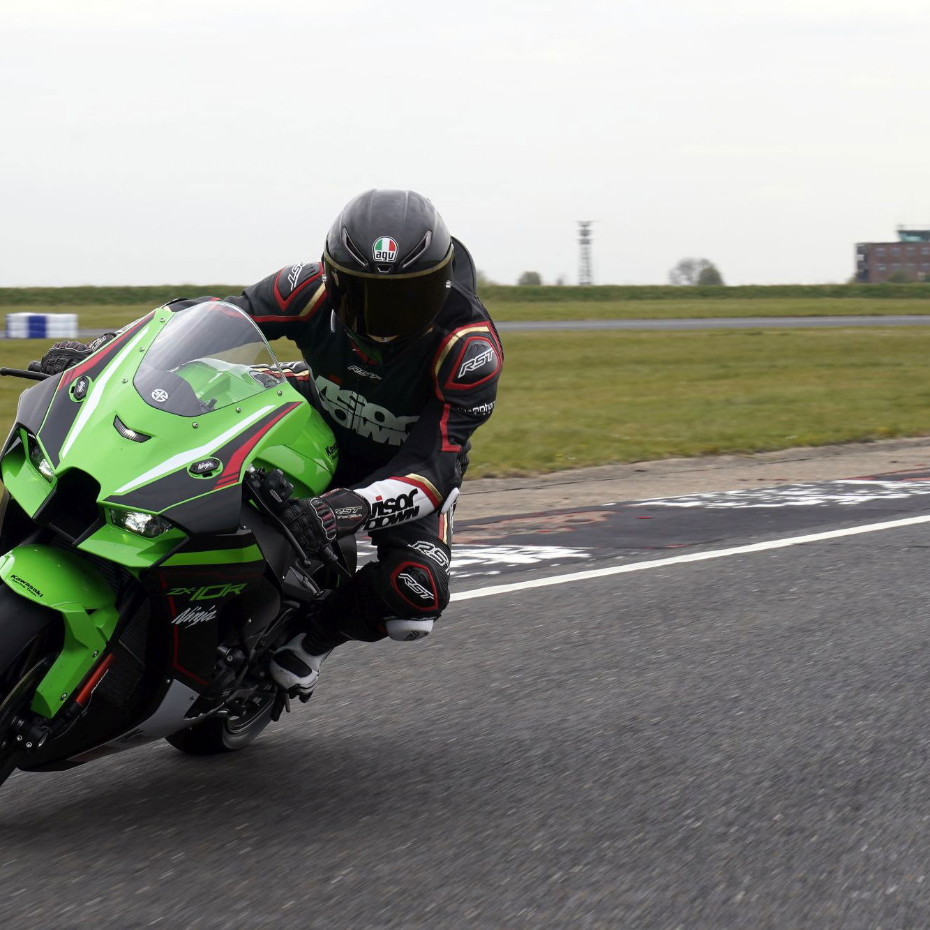 Ninja ZX-10R Visordown Review